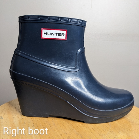 ✨20%off✨Hunter women's Rain Boots Wedge Aston Gloss Blue size 7 outdoor rain - Picture 2 of 15